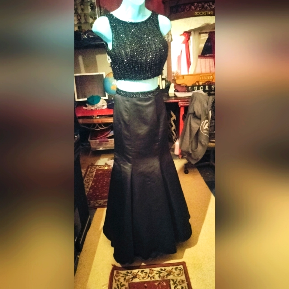 Sherri Hill Two-Piece Black Mermaid Dress